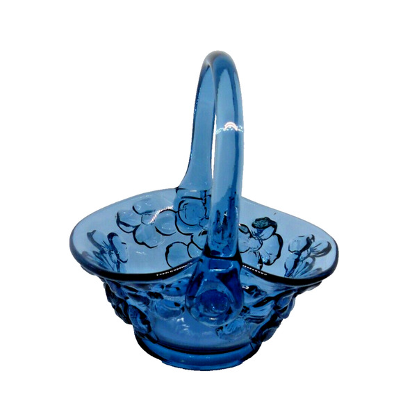 Tiara Indiana Glass Iridescent Blue Carnival Glass Dogwood Mini Basket Vintage - Picture 3 of 6